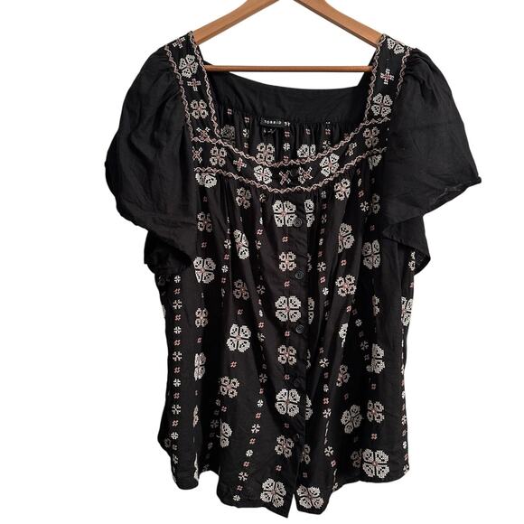 Torrid 4X Boho Black Embroidered Peasant Blouse | Rayon Linen Blend Festival - Picture 1 of 13